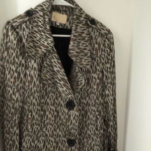 Alberto Makali coat